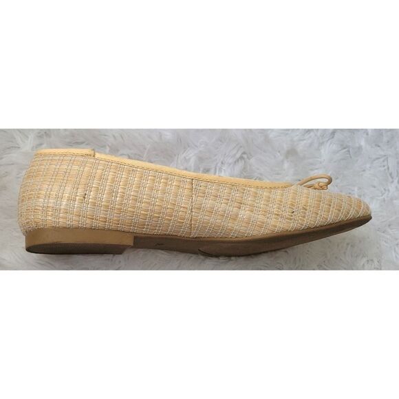 Steve Madden Seemly Ballet Flats Beige Women's Size 9 *Left Shoe* NEW - Picture 4 of 4